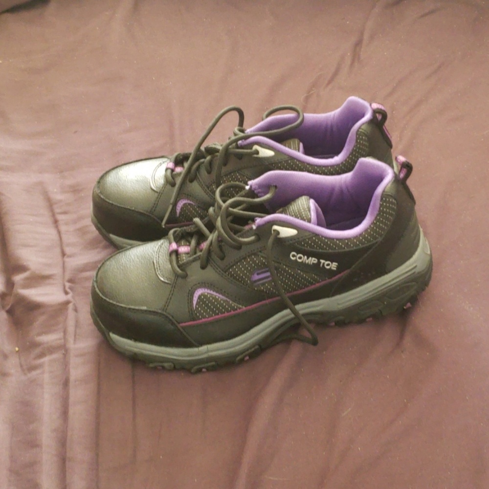 Sketchers skid resistant comp toe work shoes